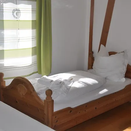 Apartment Ferienwohnung Eiserfeld 1