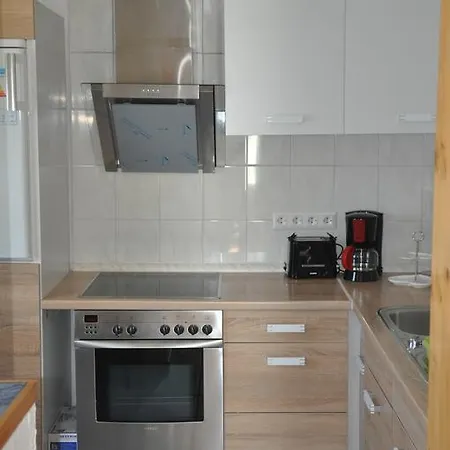 Апартаменты Ferienwohnung Eiserfeld 1 *